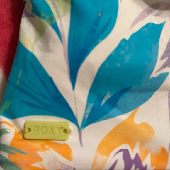 Roxy Printed Beach Classics Crop Bikini reversible Top Snow White Pualani Combo - Picture 3 of 10